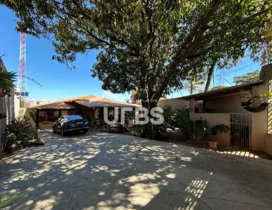 Apartamento com 3 Quartos à venda, 236m² no Jardim Vitória, Goiânia