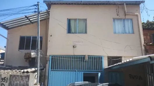 Casa com 1 Quarto à venda, 90m² no Jardim Laguna, Contagem