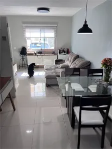 Casa de Condomínio com 2 Quartos à venda, 134m² no Vila Bertioga, São Paulo