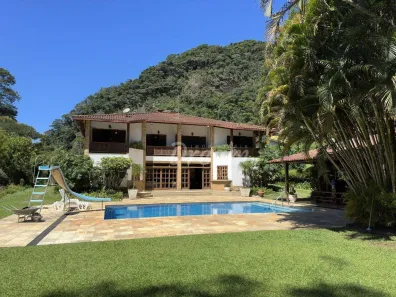 Casa com 10 Quartos à venda, 880m² no Serrinha, Teresópolis