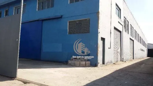 Galpão/Depósito/Armazém à venda, 1800m² no Jardim Presidente Dutra, Guarulhos