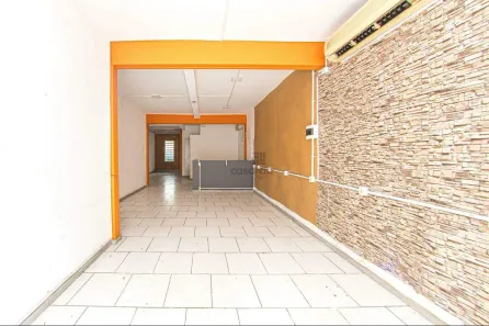 Sala Comercial para alugar, 118m² no Centro, Santa Maria