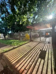 Casa com 2 Quartos à venda, 140m² no Centro, Santa Tereza do Oeste