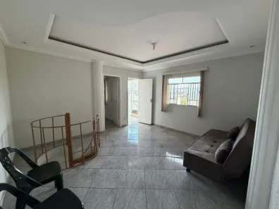 Casa com 4 Quartos para alugar, 260m² no Glória, Belo Horizonte