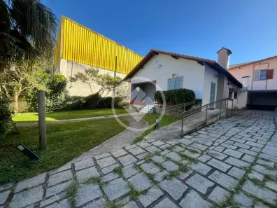 Casa com 2 Quartos para alugar, 180m² no Várzea, Teresópolis