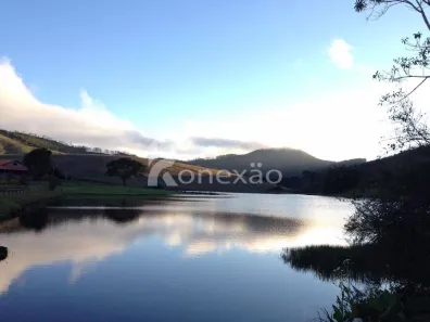 Fazenda/Sítio com 3 Quartos à venda, 220m² no Centro, Jacareí