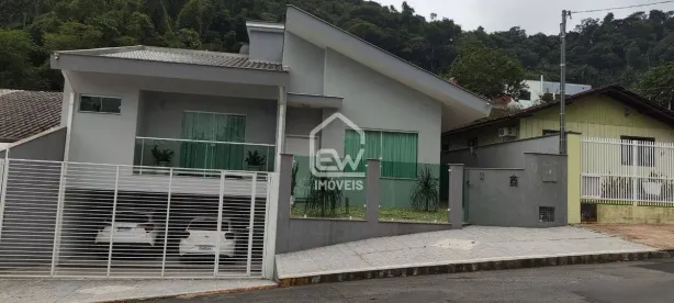 Casa com 3 Quartos à venda, 388m² no Centro, Guaramirim