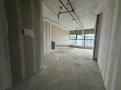 Sala Comercial à venda, 76m² no Setor Marista, Goiânia