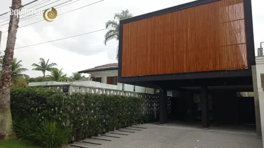 Casa de Condomínio com 6 Quartos à venda, 368m² no Jardim Acapulco, Guarujá