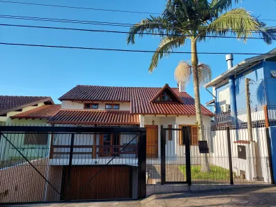 Casa com 3 Quartos à venda, 320m² no Ipanema, Porto Alegre