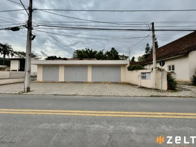 Sala Comercial para alugar, 120m² no Velha, Blumenau