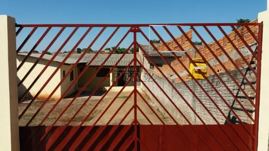 Casa com 2 Quartos à venda, 55m² no Jardim das Palmeiras, Londrina