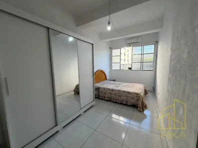 Kitnet para alugar, 35m² no Pompéia, Santos
