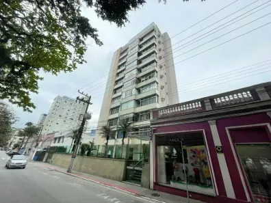 Apartamento com 3 Quartos à venda, 192m² no Centro, Florianópolis