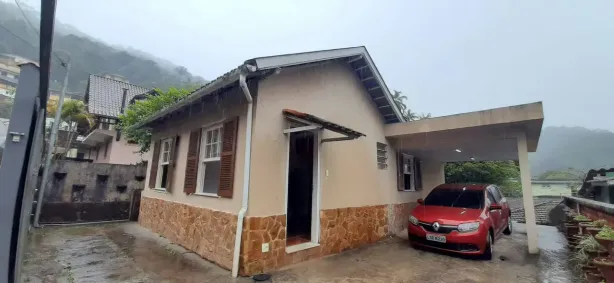 Casa com 2 Quartos à venda, 60m² no Bingen, Petrópolis
