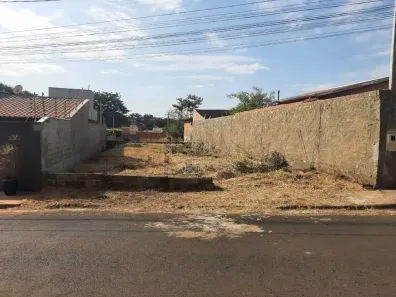 Lote/Terreno à venda, 270m² no Chácara Velosa, Araraquara