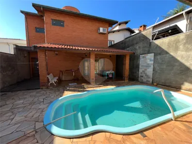 Casa com 3 Quartos à venda, 257m² no Vila Independência, Piracicaba