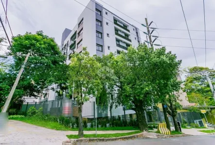 Apartamento com 2 Quartos à venda, 67m² no Passo da Areia, Porto Alegre