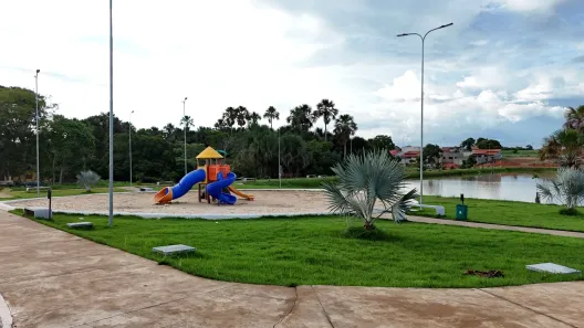 Lote/Terreno à venda, 298m² no Residencial Jardim Europa, Porangatu