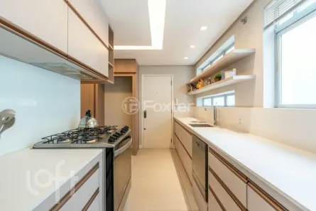 Apartamento com 3 Quartos à venda, 230m² no Petrópolis, Porto Alegre