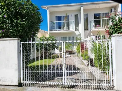 Sobrado com 2 Quartos à venda, 75m² no Forquilhas, São José