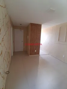 Apartamento com 2 Quartos para alugar, 41m² no Siqueira, Maracanaú