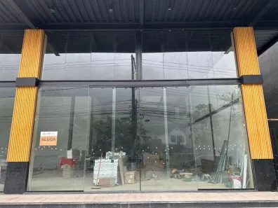 Ponto Comercial para alugar, 89m² no Bingen, Petrópolis