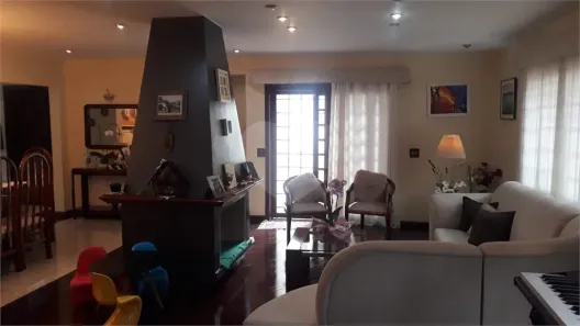 Casa com 5 Quartos à venda, 366m² no Vila Oliveira, Mogi das Cruzes
