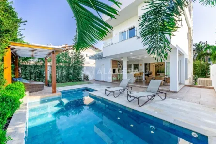 Casa de Condomínio com 3 Quartos à venda, 422m² no Itoupava Central, Blumenau
