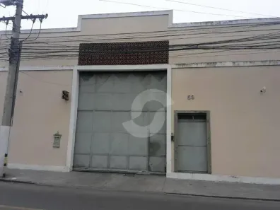 Galpão/Depósito/Armazém à venda, 690m² no Centro, Niterói