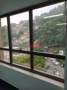 Sala Comercial para alugar, 75m² no Centro, Santos