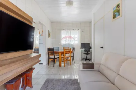 Casa com 2 Quartos à venda, 77m² no Carianos, Florianópolis