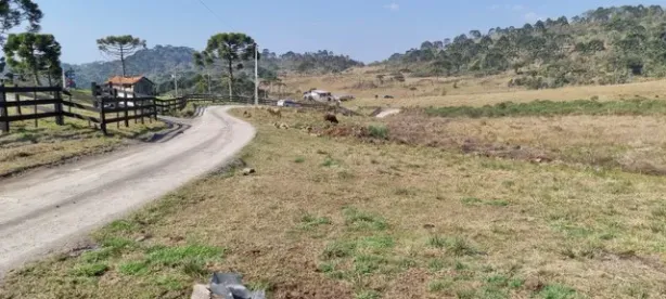 Fazenda/Sítio com 1 Quarto à venda, 34000m² no , Urubici