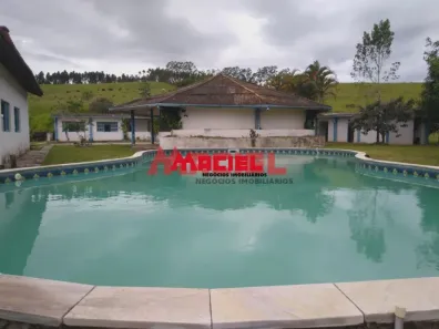 Fazenda/Sítio com 3 Quartos à venda, 150000000m² no Vila Santa Rita, Jacareí