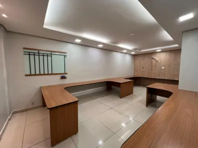 Ponto Comercial para alugar, 600m² no Savassi, Belo Horizonte
