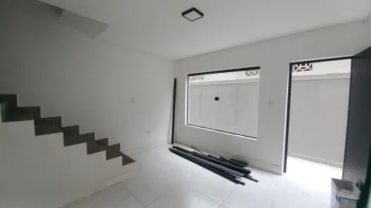 Casa de Condomínio com 2 Quartos à venda, 57m² no Maracanã, Praia Grande
