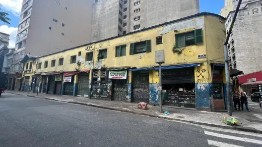 Prédio Residencial com 50 Quartos à venda, 800m² no Santa Efigênia, São Paulo