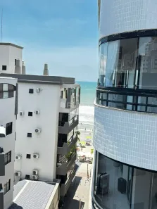 Apartamento com 3 Quartos para alugar, 101m² no Meia Praia, Itapema