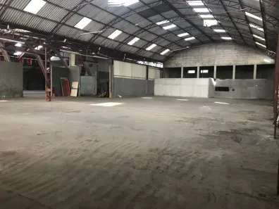 Galpão/Depósito/Armazém à venda, 3210m² no Quinta da Paineira, São Paulo