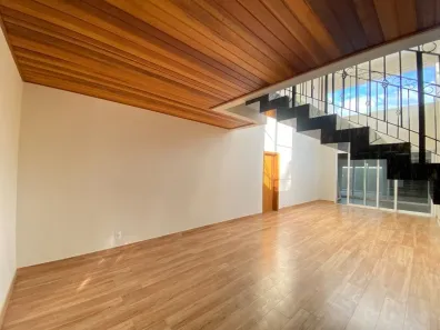 Casa de Condomínio com 6 Quartos para alugar, 360m² no Esperança, Londrina