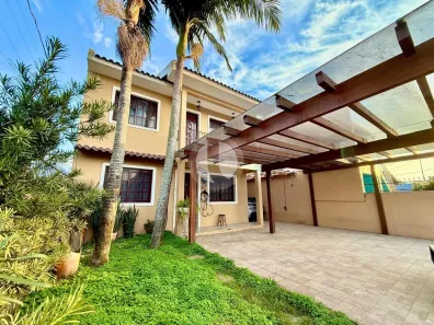 Casa com 4 Quartos à venda, 223m² no Pinheiro Machado, Santa Maria