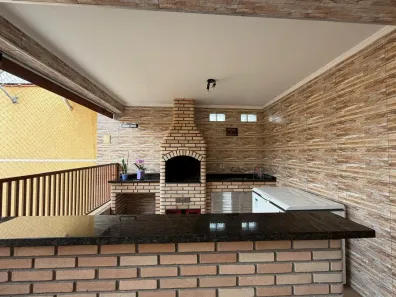 Sobrado com 2 Quartos à venda, 187m² no Jardim Las Vegas, Guarulhos
