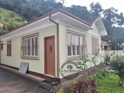 Casa com 2 Quartos à venda, 70m² no Quarteirão Ingelheim, Petrópolis