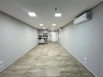 Sala Comercial para alugar, 42m² no Valongo, Santos