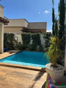 Casa de Condomínio com 3 Quartos para alugar, 250m² no Jardins Lisboa, Goiânia