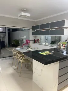 Sobrado com 3 Quartos à venda, 180m² no Jardim Emília, Sorocaba