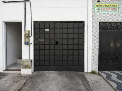 Casa com 2 Quartos para alugar, 72m² no Lagoa Redonda, Fortaleza