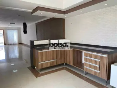 Casa de Condomínio com 3 Quartos para alugar, 220m² no Jardim Colonial, Bauru