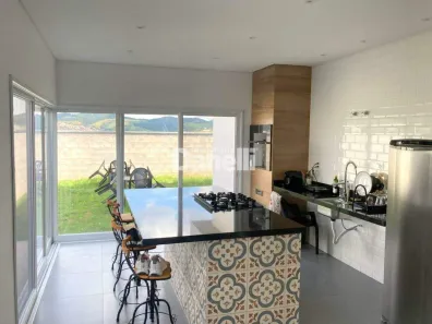 Casa de Condomínio com 3 Quartos à venda, 128m² no Condominio Cataguá Way, Taubaté