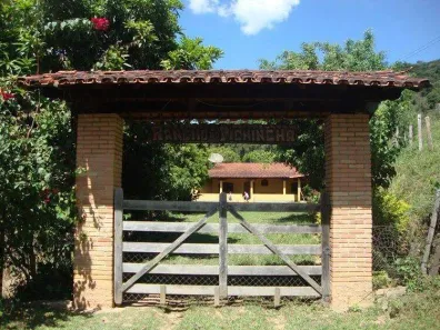 Fazenda/Sítio com 3 Quartos à venda, 150m² no , Moeda